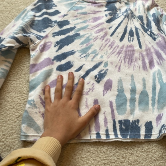 Iittle girls 7-8 target art class sweatshirt, NEW WITHOUT TAGS - Picture 5 of 6